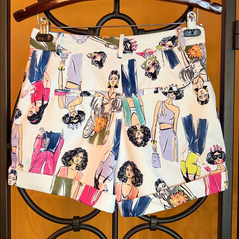 The OVI Fashion Print Shorts - Picture 3 of 10